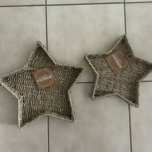 Star-Shaped Woven Baskets